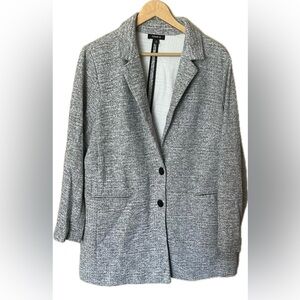 Woman’s Torrid Black and Gray Knit blazer jacket Size 2